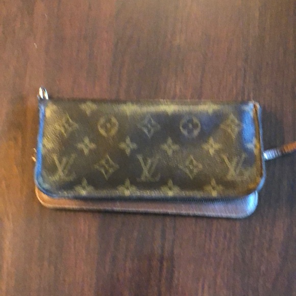 Louis Vuitton wallet - Picture 1 of 9